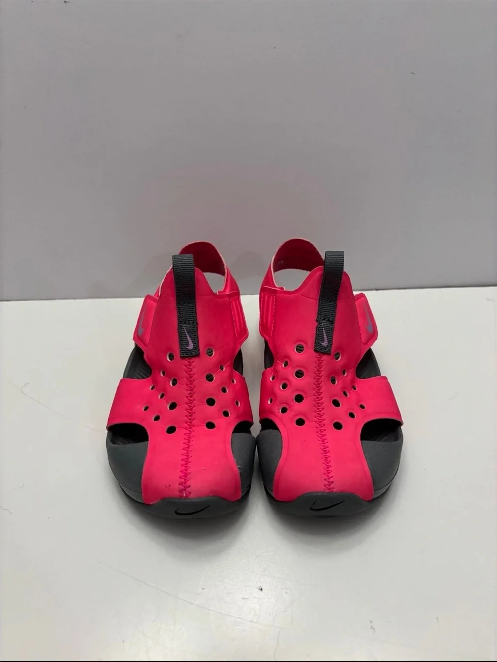 Nike girls Sunray Protect 2 'Hyper Pink Grey' kids size 11 c